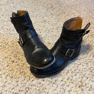 Frye black ankle height boots with silver buckle and zipper details. Size 7